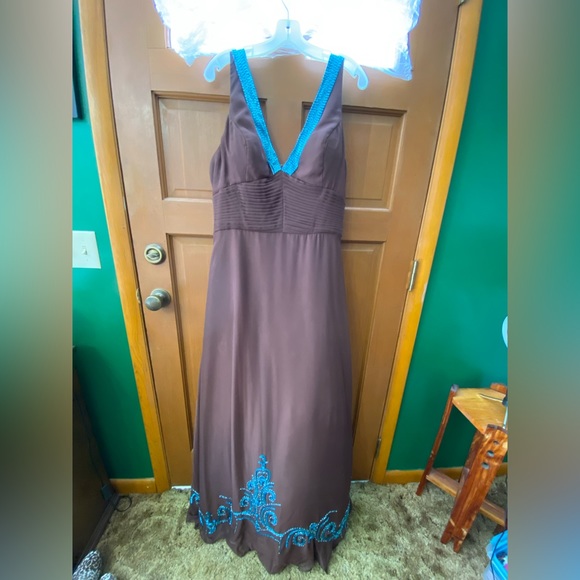 Prom Dress - Picture 1 of 8